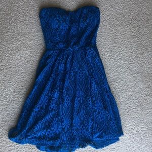 Strapless blue and black lace style rack dress